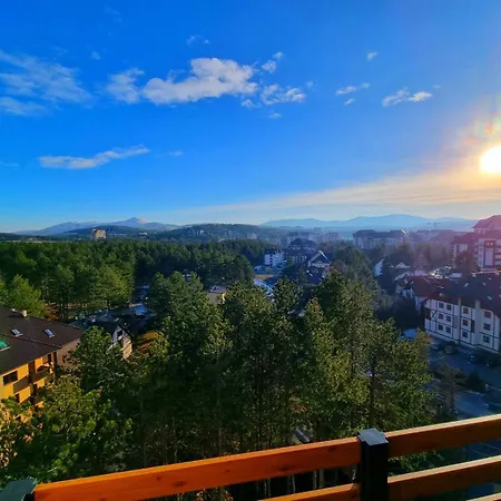 Διαμέρισμα Leonardo 83 *