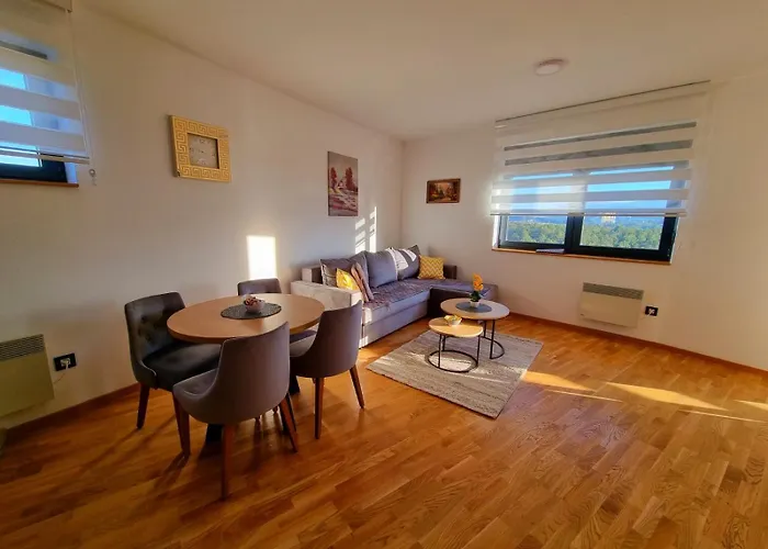 Leonardo 83 Διαμέρισμα *