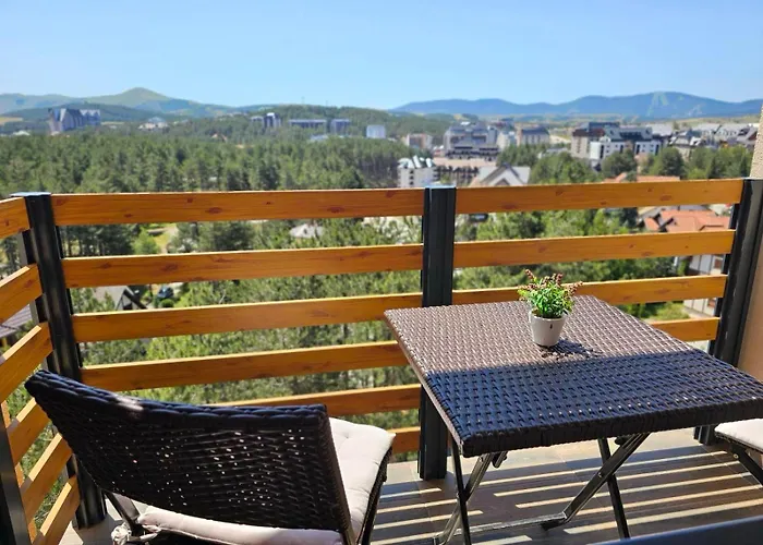 Appartement Leonardo 83 *