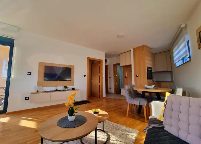 Leonardo 83 Appartement *